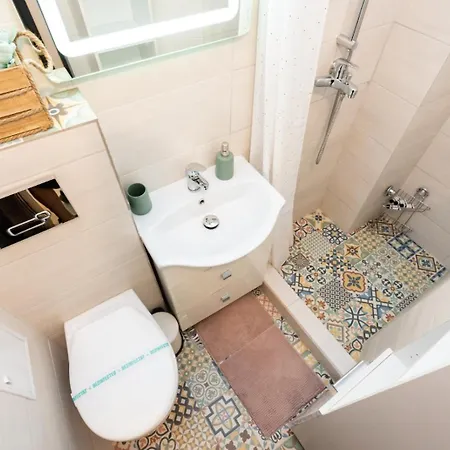 Apartment Bright And Cozy In The Center