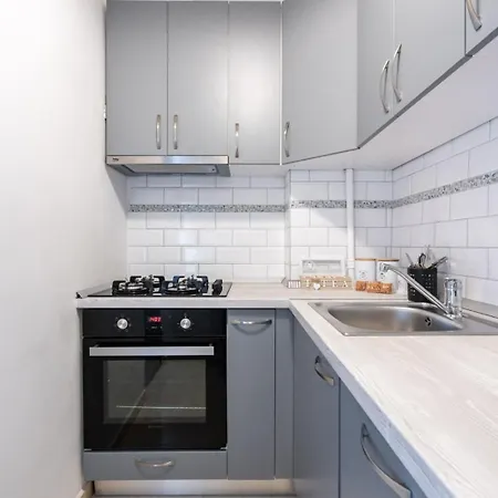Apartament Bright And Cozy In The Center Bukareszt
